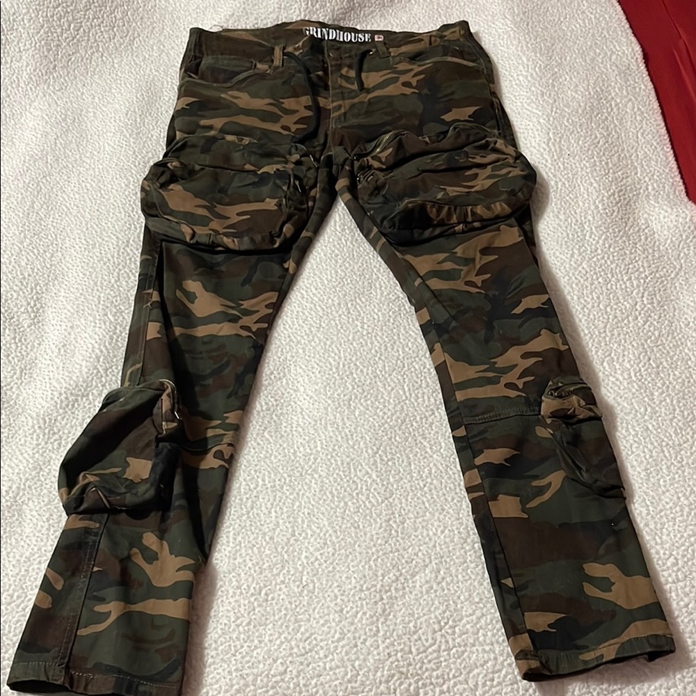 Camouflage Cargo Pants in Green and Brown